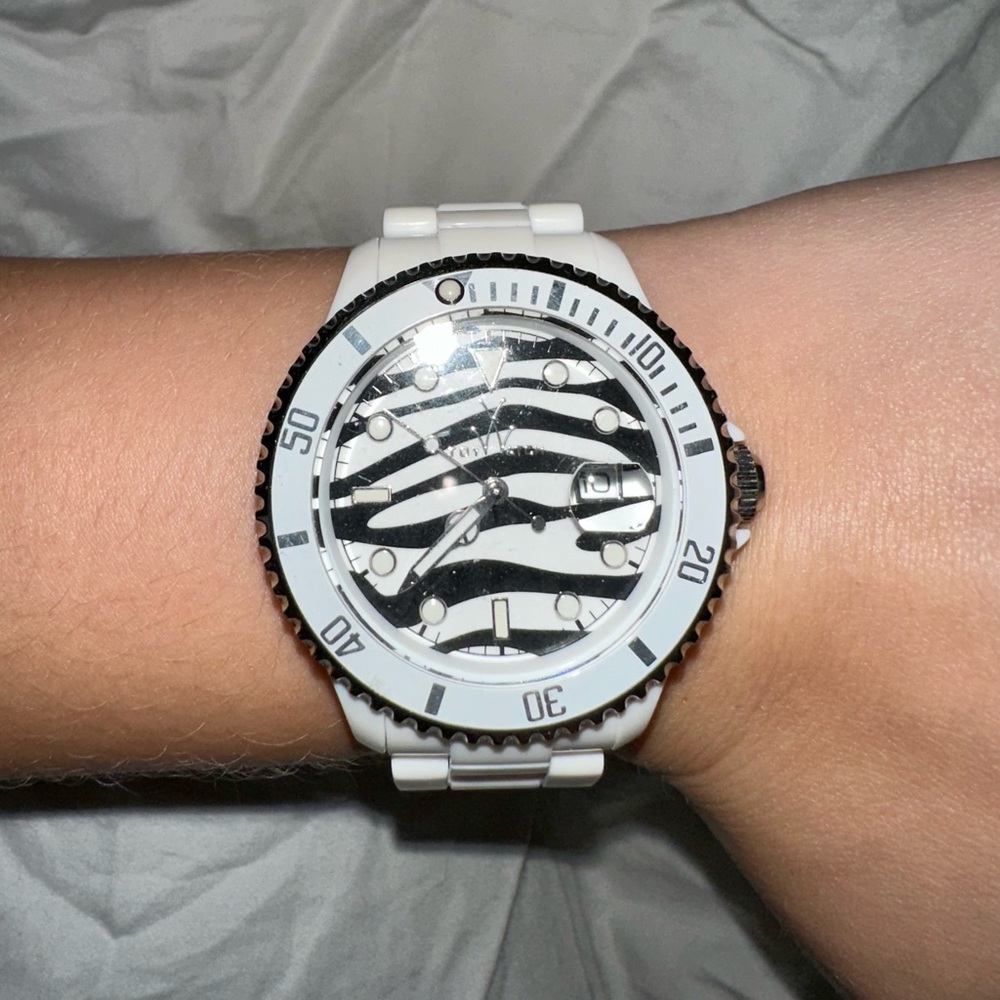 ToyWatch TS01WH White Safari Zebra Swarovski Crystal Dial-Date